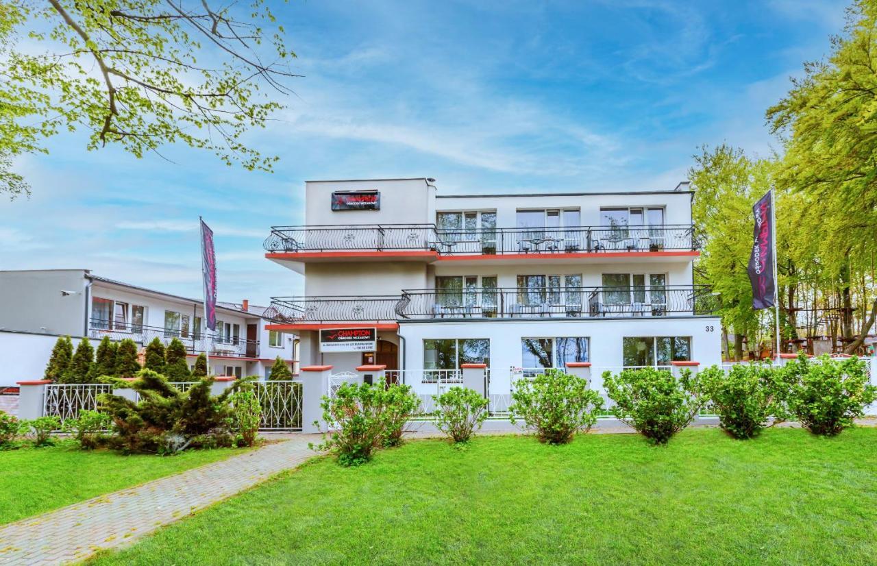 Hotel Osrodek Wypoczynkowy Champion à Władysławowo Extérieur photo